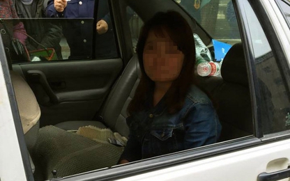 Bị lừa bán sang Trung Quốc, cô gái nhảy ra khỏi ô tô kêu cứu