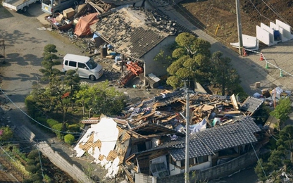 Khung cảnh tan hoang sau trận động đất ở Nhật Bản