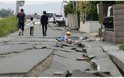 Cảm phục về tình người sau thảm họa động đất kép tại Nhật
