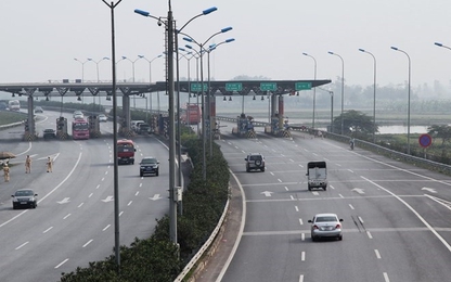 Nhiều xe giả mạo giấy ưu tiên "tung hoành" trên cao tốc Cầu Giẽ-Ninh Bình