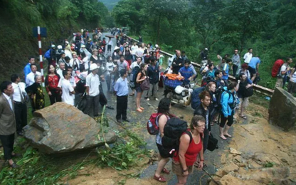 Lào Cai:12 người thương vong, hàng nghìn người mắc kẹt ở Sa Pa do lũ