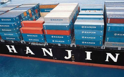Hàng trăm container hàng Việt lênh đênh trên tàu Hanjin