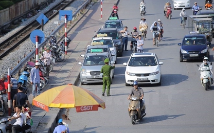 Gần 2.300 xe taxi các tỉnh giáp ranh cố tình “chạy chui” ở Hà Nội