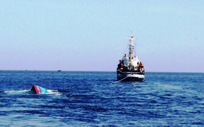 Tàu cá Trung Quốc đâm tàu cá Thanh Hóa, 1 ngư dân mất tích
