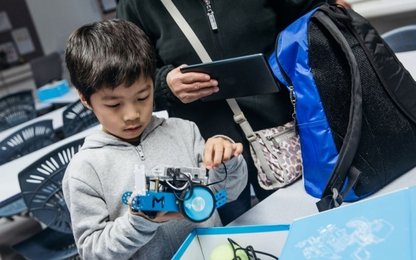 Trung Quốc: Phụ huynh mạnh tay đầu tư cho con học lập trình, robot