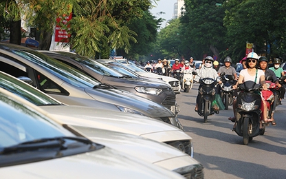 Hà Nội cấp phép cho gần 340 điểm trông giữ xe dưới lòng đường
