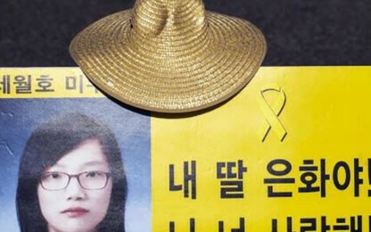 Tìm thấy thi thể nữ sinh 17 tuổi trong bi kịch chìm phà Sewol