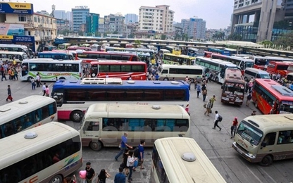 Hà Nội: Thu hồi phù hiệu với 1.175 xe tái vi phạm giao thông