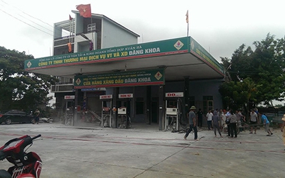 Cây xăng ở Thanh Hoá phát nổ, 4 trụ bơm vỡ nát