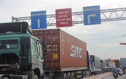 Tìm hướng giảm tải và kẹt xe cho tuyến đường vào cảng Cát Lái