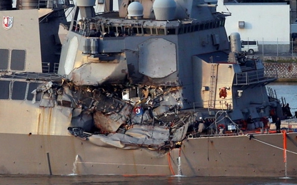 Tàu chiến Mỹ bị đâm thủng: 7 thủy thủ được xác nhận đã thiệt mạng