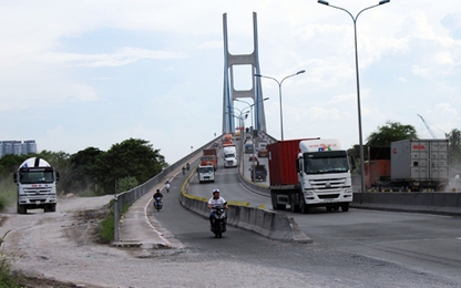 Dốc cầu 'tử thần' ở Sài Gòn
