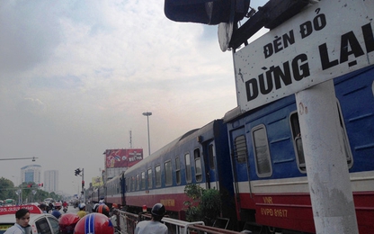 'Đừng vì trước mắt mà đưa đường sắt quốc gia ra khỏi Hà Nội'