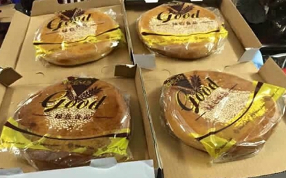 Bánh trung thu 'xách tay' Hong Kong giá rẻ hút khách