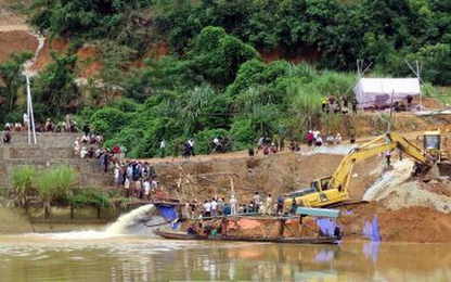 Vụ sập cầu ở Tuyên Quang: 3 thi thể đã được tìm thấy