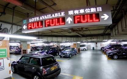 Sốc với giá một chỗ đỗ ôtô tại Hong Kong
