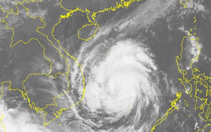 Di dời hơn 380.000 dân tránh bão Damrey