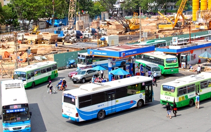 Một loạt cán bộ điều hành xe buýt tại TP HCM bị đình chỉ việc