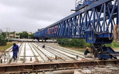 Hà Nội đưa vào khai thác công trình cầu Mỹ Hòa vượt sông Đáy