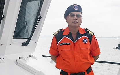 Thuyền trưởng cứu gần 800 ngư dân gặp nạn trên biển