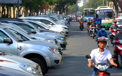 TP.HCM: Đậu xe hơi dưới đường phải trả 40.000 đồng/giờ?