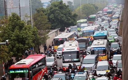 Hà Nội nắn lộ trình 400 xe khách để chống kẹt xe