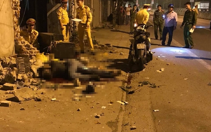 Hai thanh niên tử vong khi đâm xe máy vào tường nhà dân