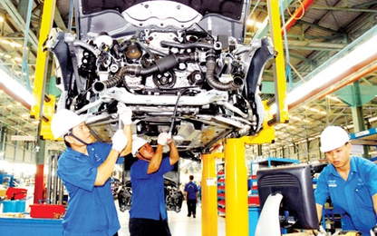 Phó Thủ tướng chỉ đạo gỡ vướng cho DN sản xuất, nhập khẩu ô tô