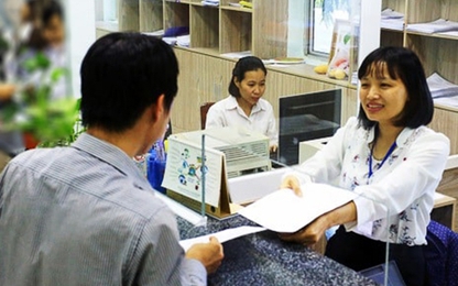 Hà Nội đề nghị công chức dán quy tắc ứng xử trên bàn làm việc
