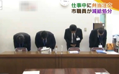 Lãnh đạo cty Nhật xin lỗi vì nhân viên nghỉ 3 phút đi mua cơm