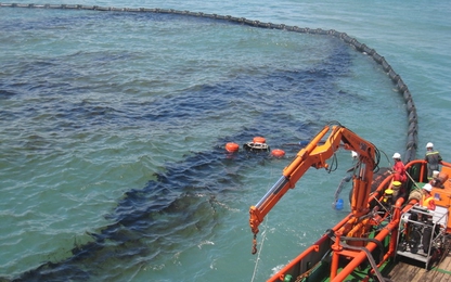 Trình tự việc khắc phục sự cố tràn dầu trên biển