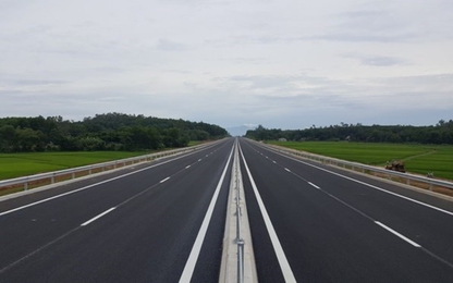 Thông xe toàn tuyến cao tốc Đà Nẵng-Quảng Ngãi vào cuối tháng Bảy