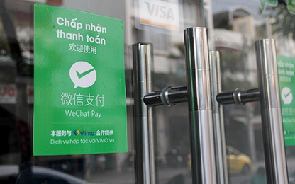 Chính phủ chỉ đạo chặn nạn thanh toán 'chui' của du khách Trung Quốc