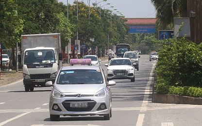 Hơn 140 ôtô ở Hà Nội bị tước phù hiệu do vi phạm tốc độ
