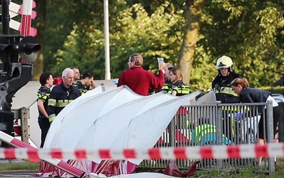 Hà Lan: 4 trẻ thiệt mạng do tàu hỏa đâm xe đạp