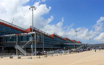 Đưa Sân bay Vân Đồn vào khai thác trong thời gian sớm nhất