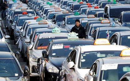 Hàn Quốc: 50.000 tài xế biểu tình phản đối taxi công nghệ