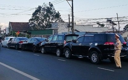 5 ôtô đâm liên hoàn ở Lâm Đồng