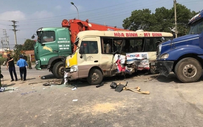 Tạm giữ lái xe tải TNGT khiến 2 người chết trên Đại lộ Thăng Long