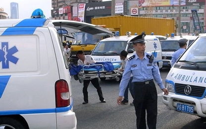 Cảnh sát Trung Quốc bắn chết tài xế đâm xe làm 13 người thương vong