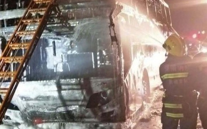 Cháy xe chở khách, 26 người thiệt mạng
