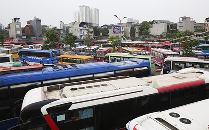 Hơn 100 xe khách bị từ chối phục vụ tại các bến Hà Nội