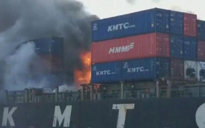 Cháy nổ tàu hàng tại Thái Lan, ít nhất 50 người bị thương