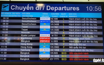 Hành khách hết "chói tai' với tiếng loa ở sân bay Tân Sơn Nhất