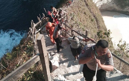 Du khách Việt bị sóng cuốn tử nạn trên bãi biển nổi tiếng của Bali