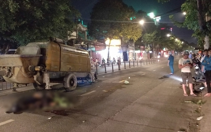 Tông rơmooc trộn bêtông, hai thanh niên chết tại chỗ trên đường Quang Trung