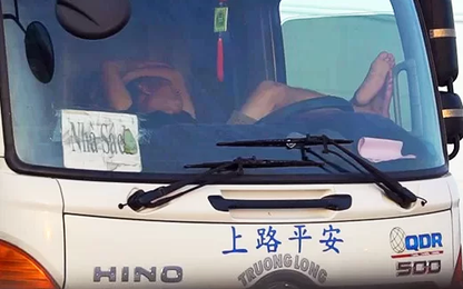 Nhiều tài xế dừng xe ngủ trên cao tốc Trung Lương