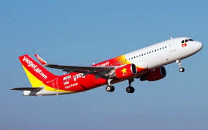 Sờ đùi phụ nữ trên máy bay, bị phạt hơn 8 triệu đồng