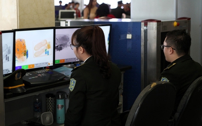 An ninh Tân Sơn Nhất chặn hành khách mang đạn lên máy bay