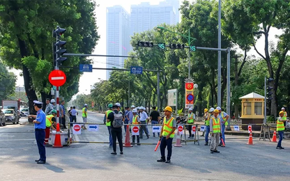 Nhiều phố bị rào chắn để thi công metro Nhổn - ga Hà Nội